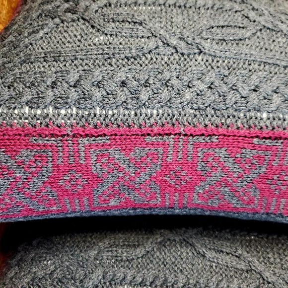 2 Pc ARAN MOR Ireland Decorative Throw Pillow 100% Merino Wool Charcoal Burgundy - Picture 5 of 13